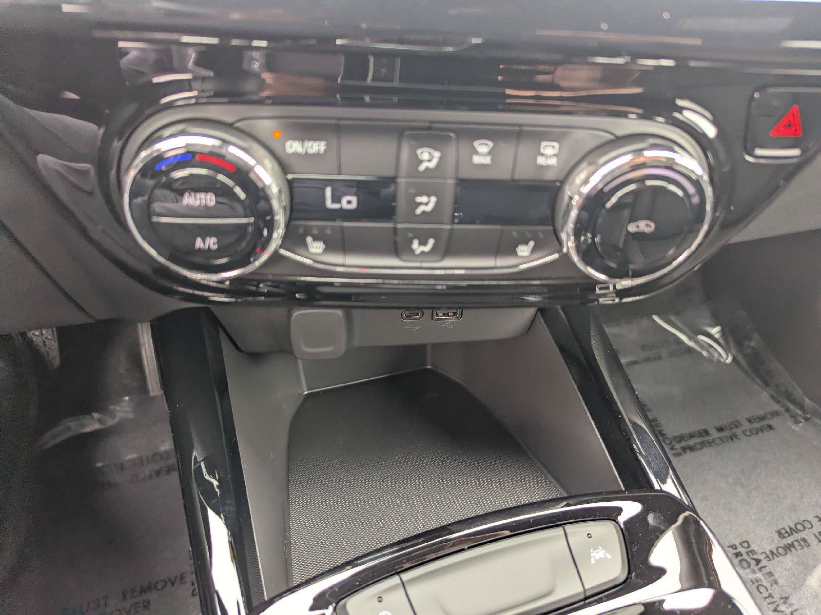 New 2026 Chevrolet Trax RS w/ Driver Confidence Package FWD image 40