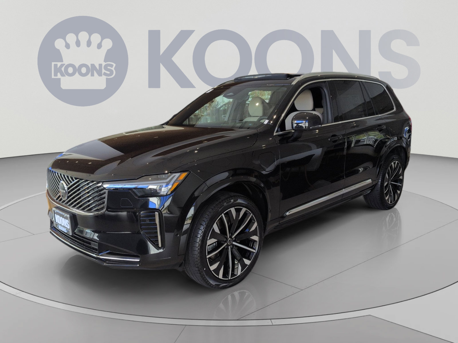 New 2026 Volvo XC90 T8 Plus w/ Protection Package Premier AWD/4WD image 5