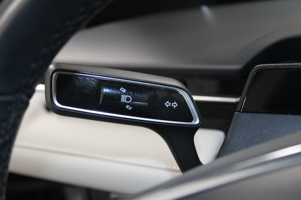 Used 2024 Lincoln Nautilus Reserve image 38