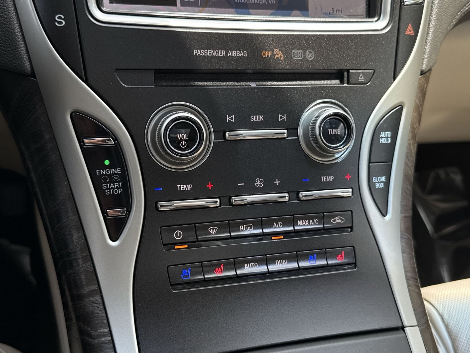 Used 2019 Lincoln Nautilus Reserve AWD/4WD image 21
