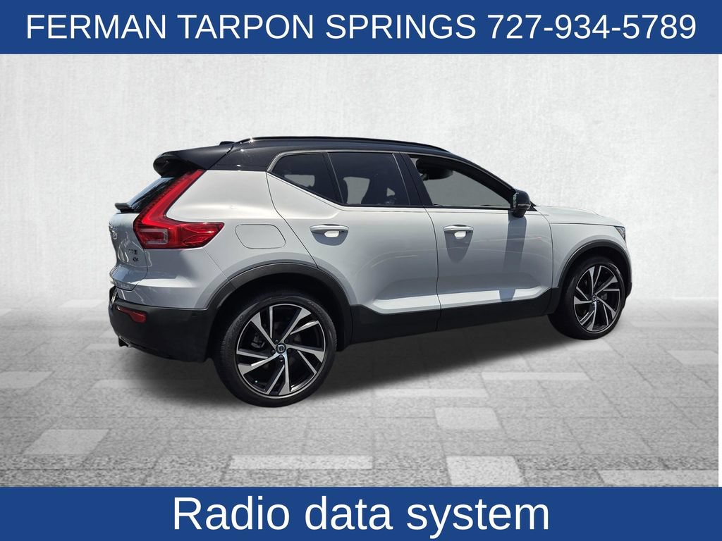 Used 2021 Volvo XC40 T5 R-Design w/ Advanced Package AWD/4WD image 10