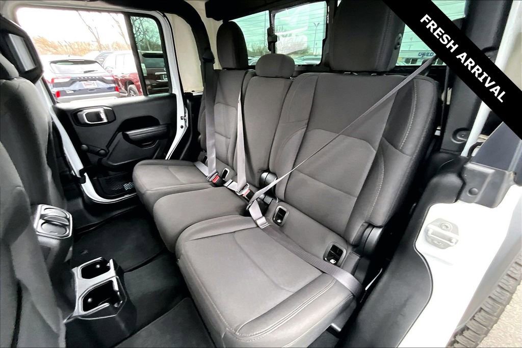 Used 2022 Jeep Gladiator Sport w/ Trailer Tow Package image 22