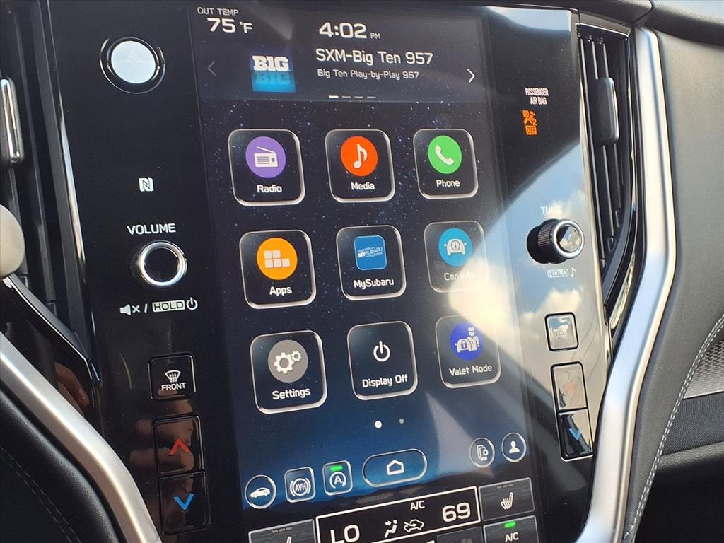 Certified 2025 Subaru Outback Premium image 17