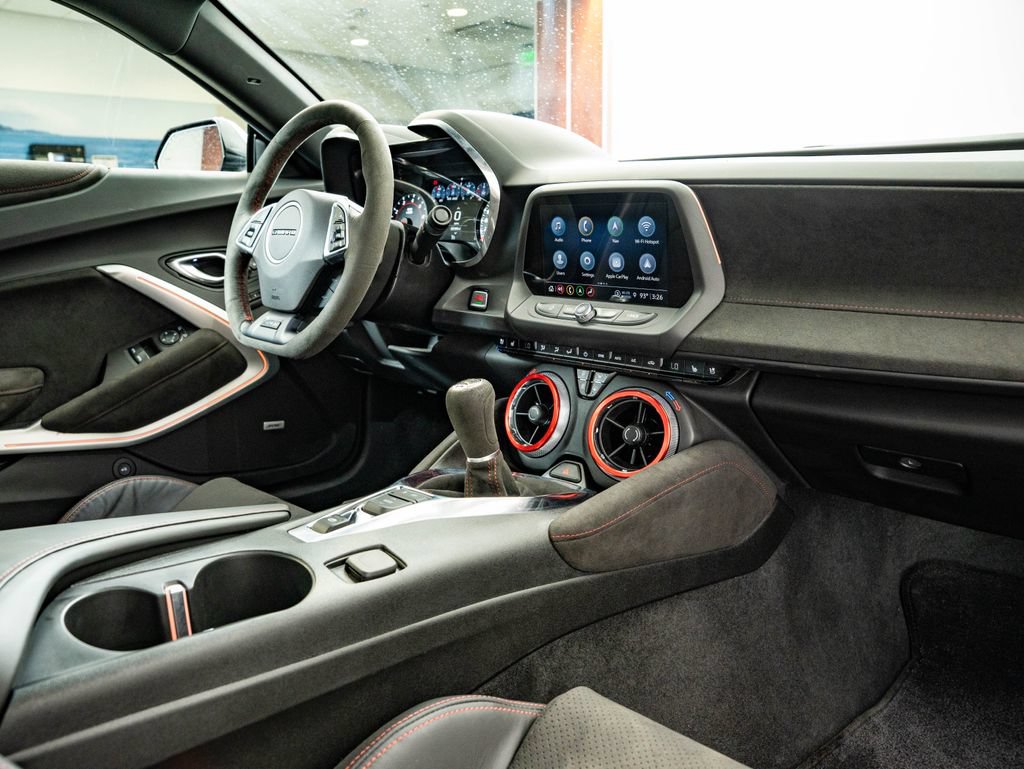 Used 2021 Chevrolet Camaro ZL1 RWD image 44
