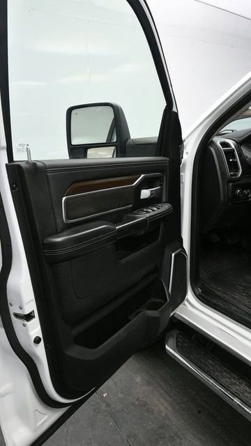 Used 2024 RAM 2500 Laramie image 17