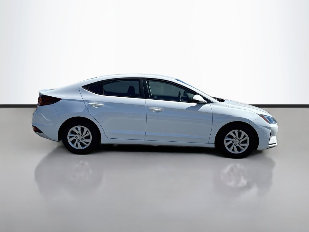 Used 2020 Hyundai Elantra SE w/ Cargo Package (C1) FWD image 8
