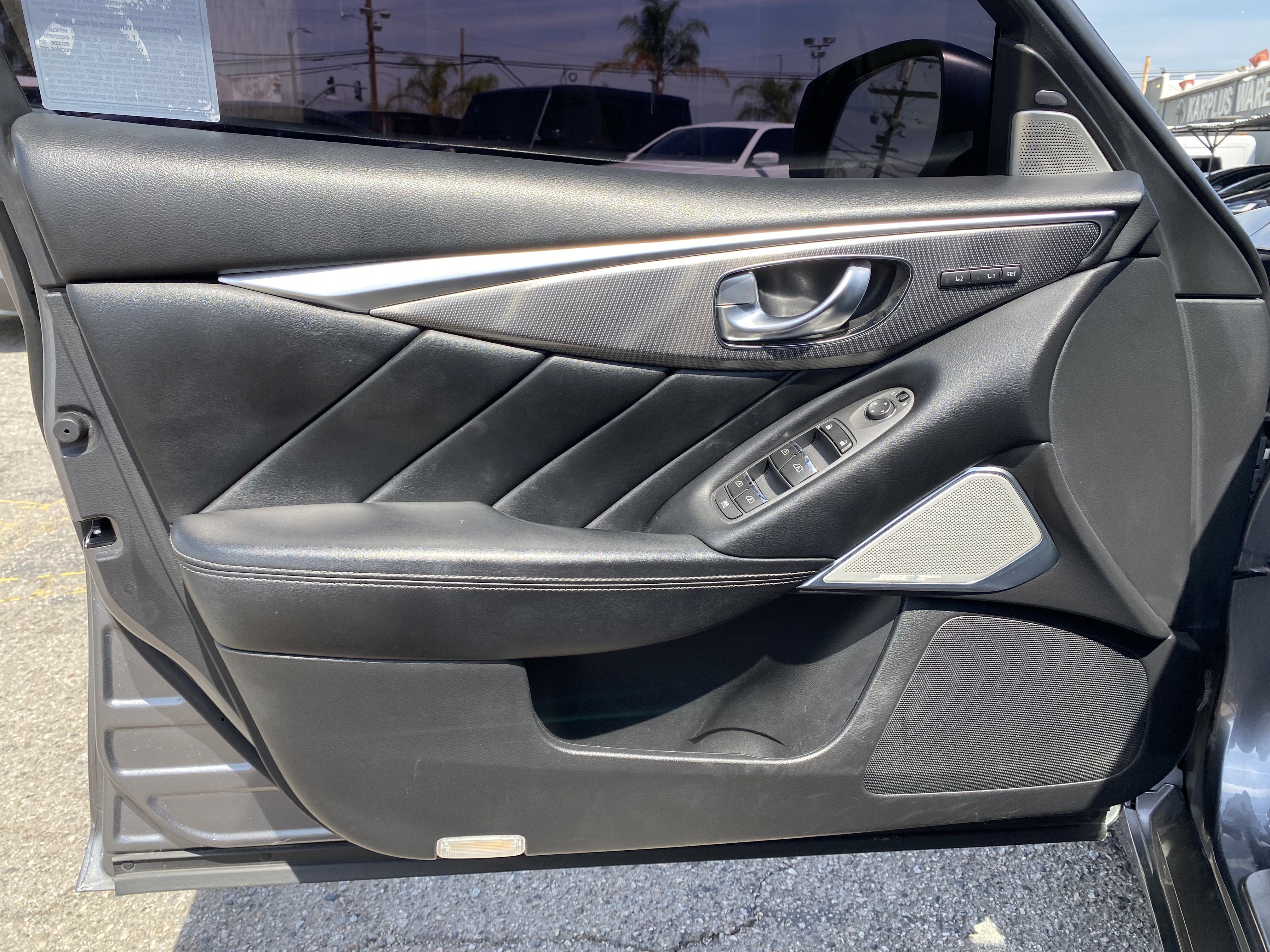 Used 2017 INFINITI Q50 Premium w/ 2.0T Premium Plus Package image 16