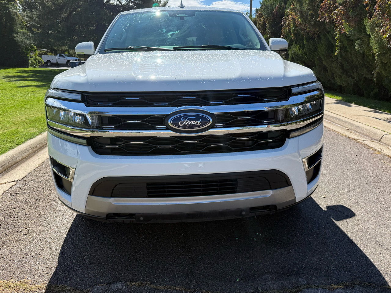 Used 2022 Ford Expedition Max Limited image 2