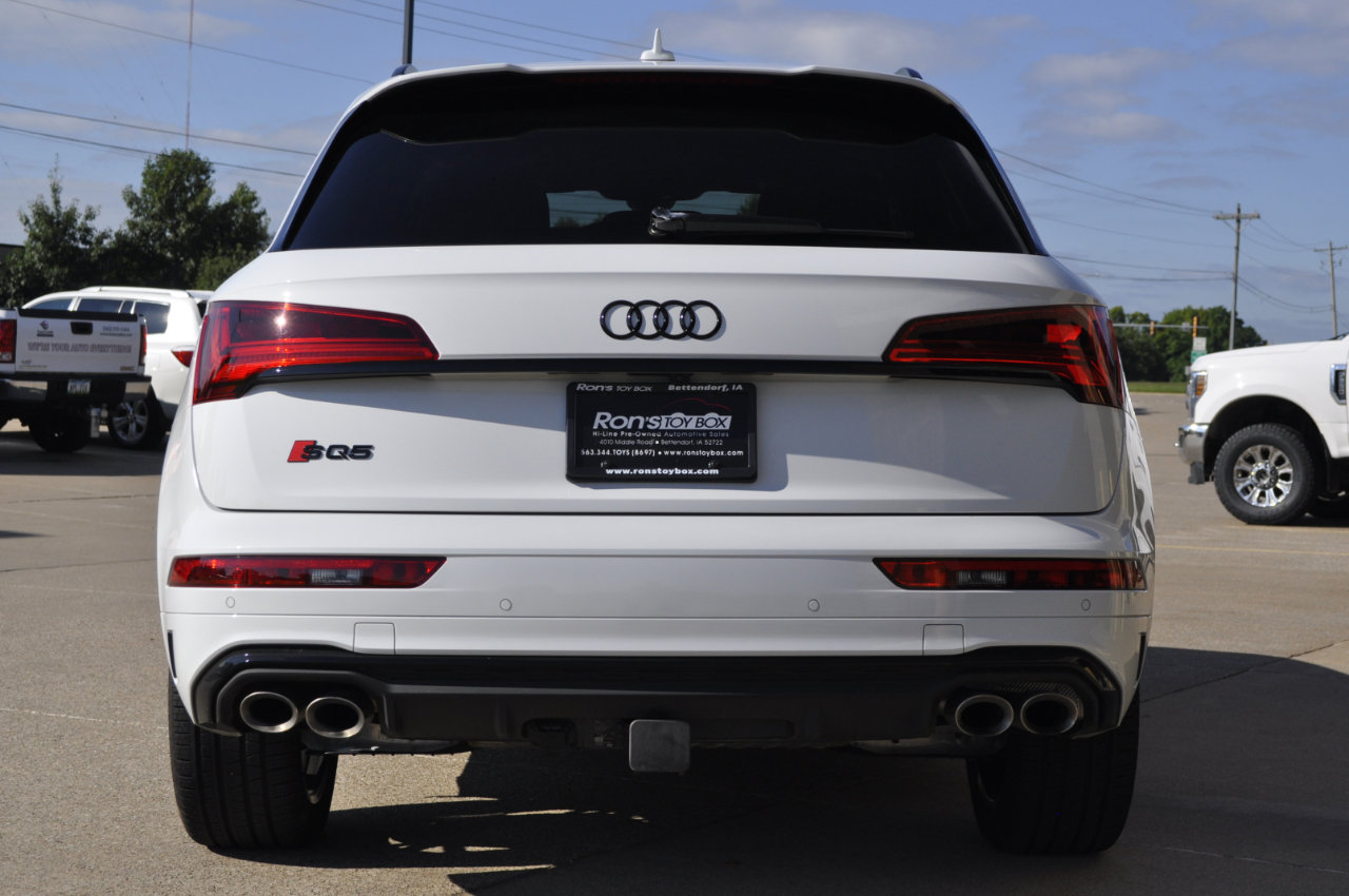 Used 2024 Audi SQ5 Prestige image 6