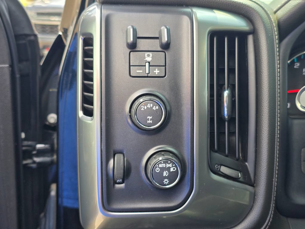 Used 2017 Chevrolet Silverado 2500 LTZ w/ Duramax Plus Package AWD/4WD image 29
