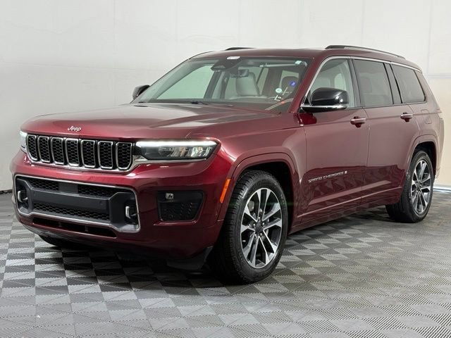 Used 2022 Jeep Grand Cherokee L Overland w/ Luxury Tech Group IV AWD/4WD image 2