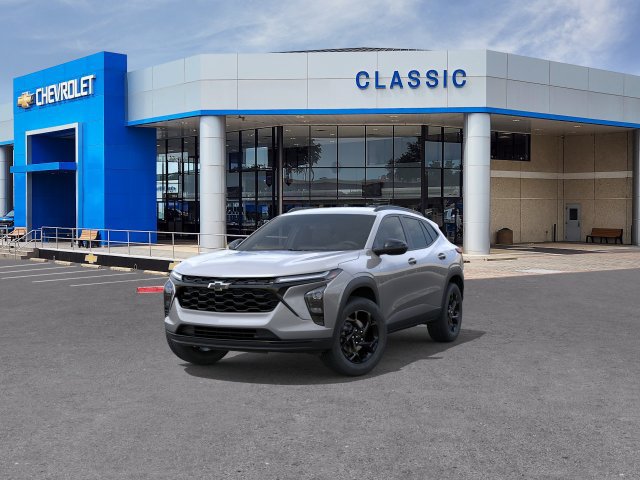New 2026 Chevrolet Trax LT w/ Driver Confidence Package FWD image 8