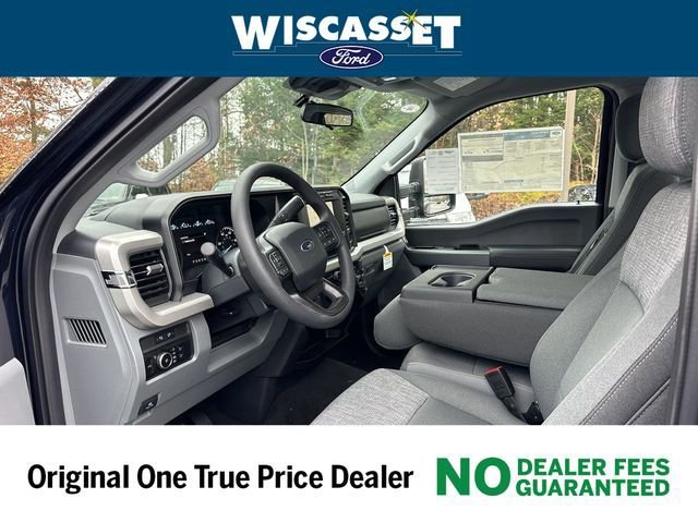 New 2024 Ford F350 XLT w/ FX4 Off-Road Package image 2