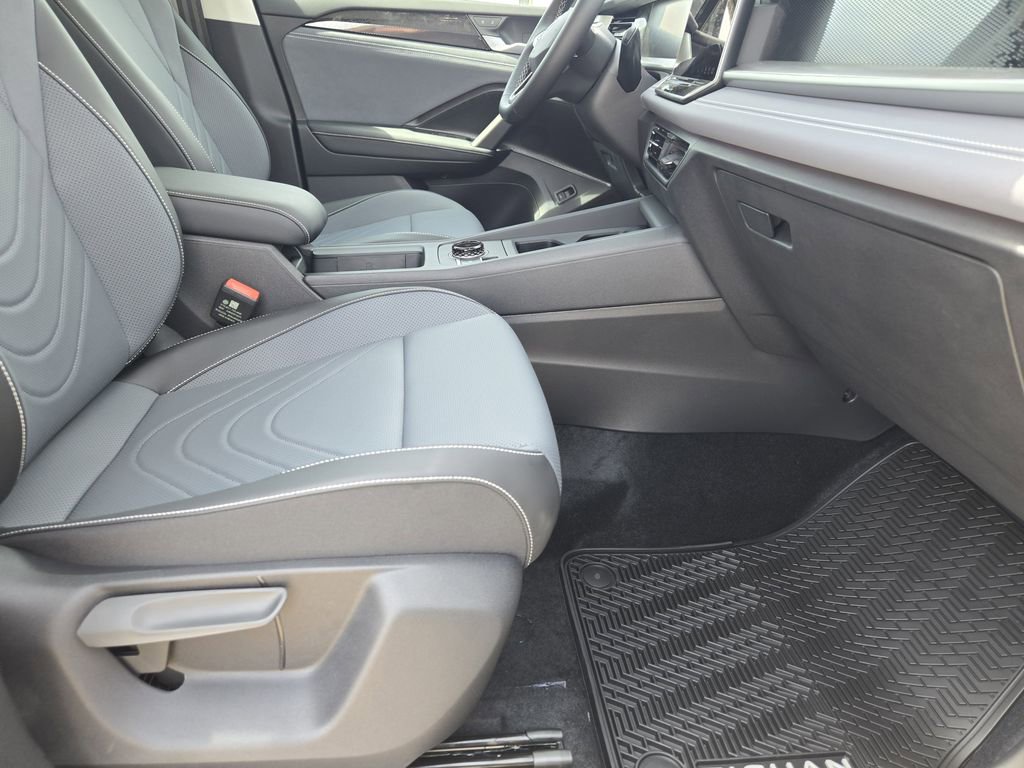 New 2026 Volkswagen Tiguan SE AWD/4WD image 12