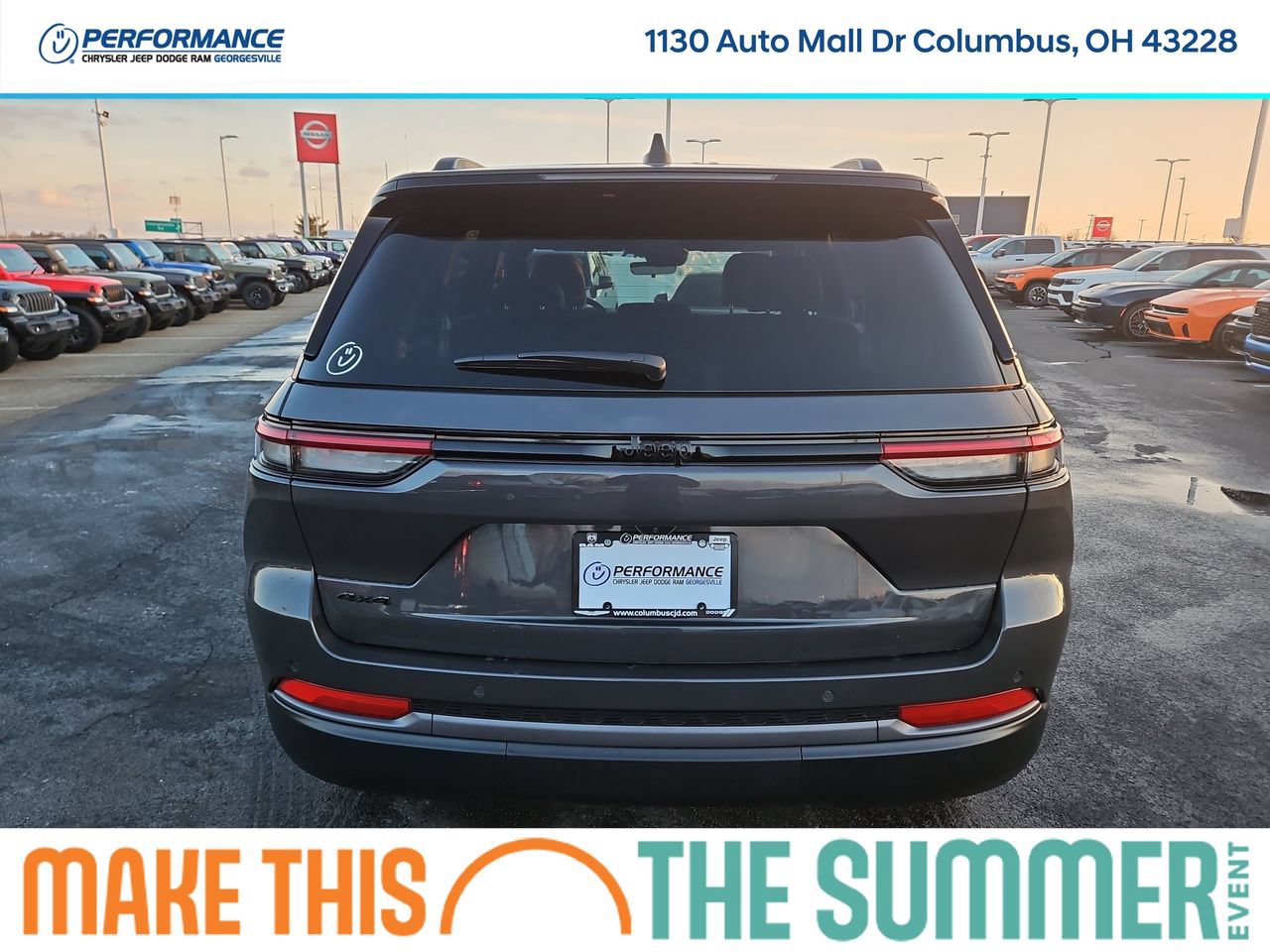 New 2026 Jeep Grand Cherokee Limited w/ Limited Altitude Package AWD/4WD image 6