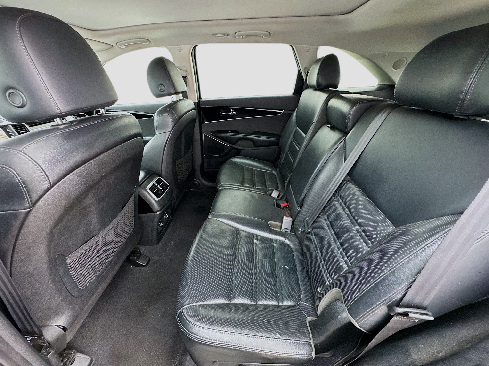 Used 2020 Kia Sorento SX FWD image 16