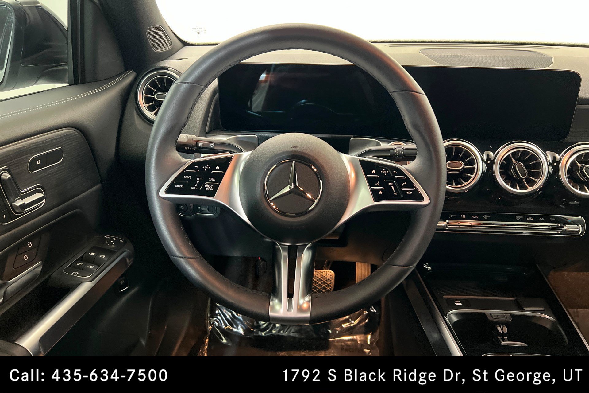 Certified 2026 Mercedes-Benz GLB 250 4MATIC image 12
