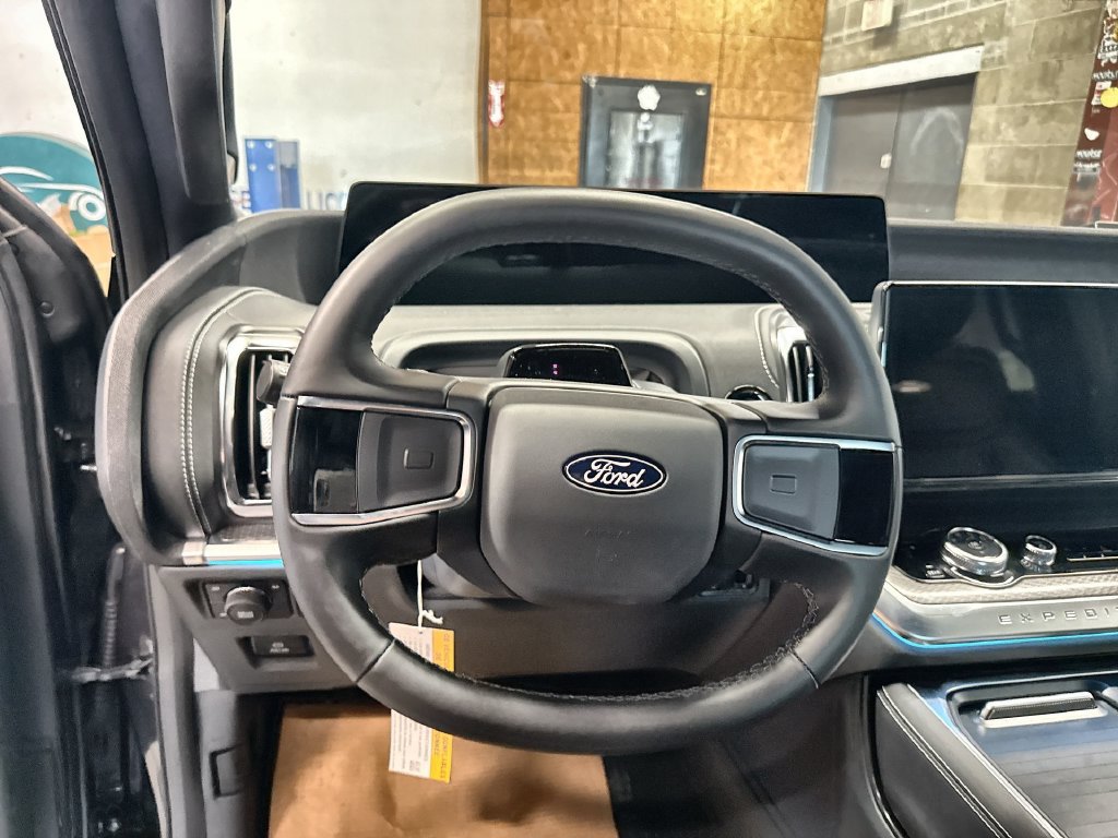 New 2027 Ford Expedition Max Platinum w/ Stealth Appearance Package AWD/4WD image 11