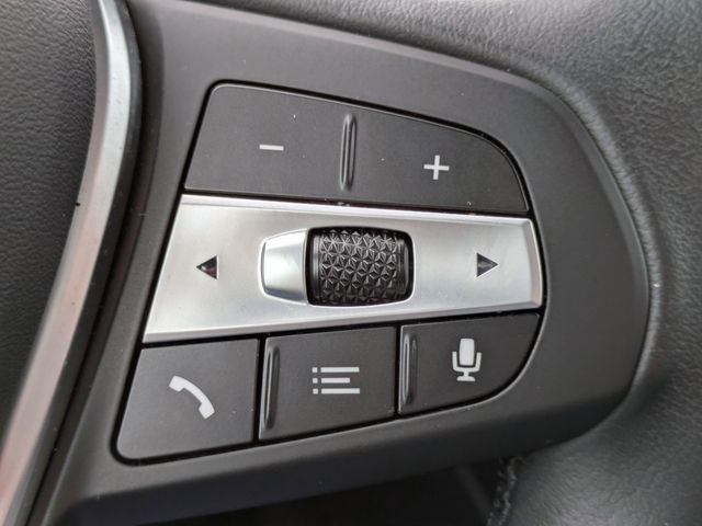 Used 2024 BMW 330e image 28