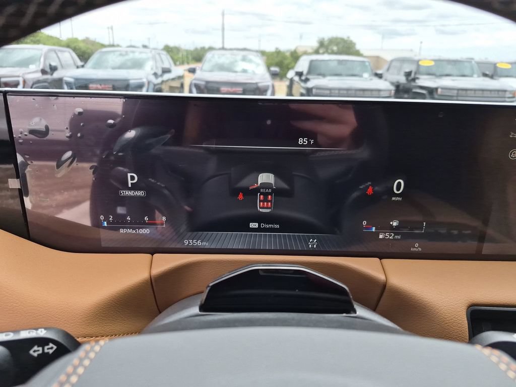 Used 2025 Nissan Armada Platinum Reserve AWD/4WD image 24