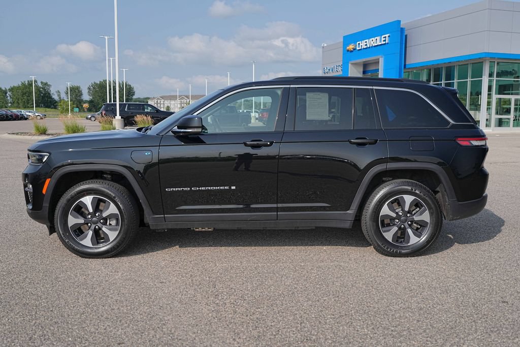 Used 2024 Jeep Grand Cherokee Limited 4xe AWD/4WD image 10