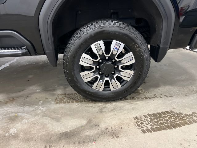Used 2025 GMC Sierra 2500 AT4 w/ AT4 Premium Plus Package image 19