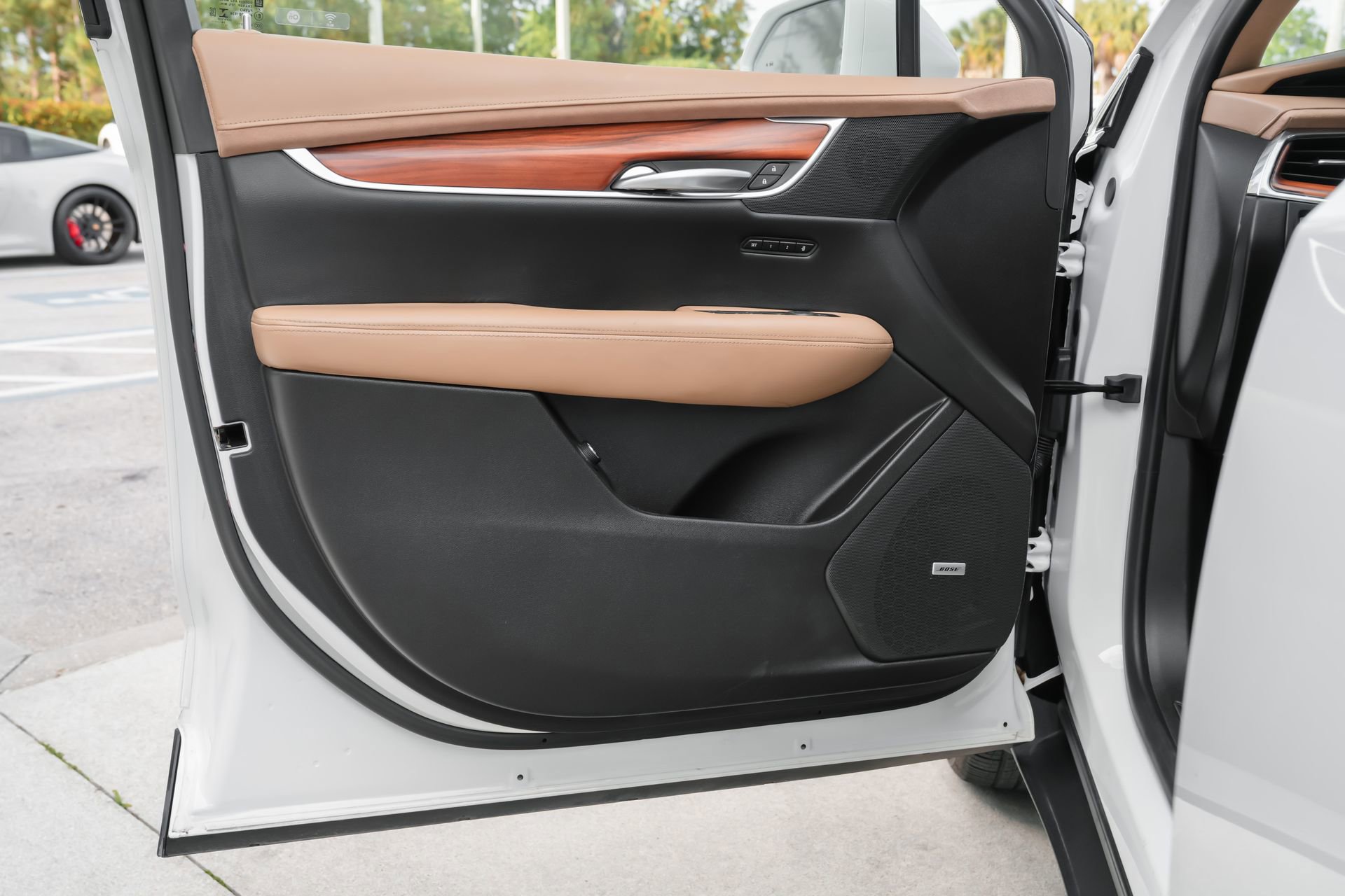 Used 2019 Cadillac XT5 Platinum image 30