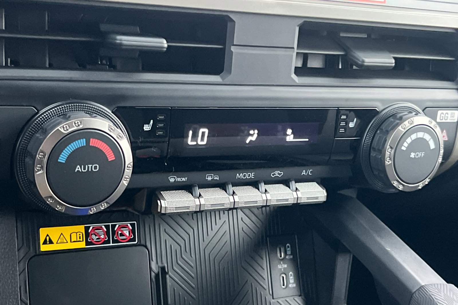 New 2025 Toyota Tacoma TRD Off-Road image 17