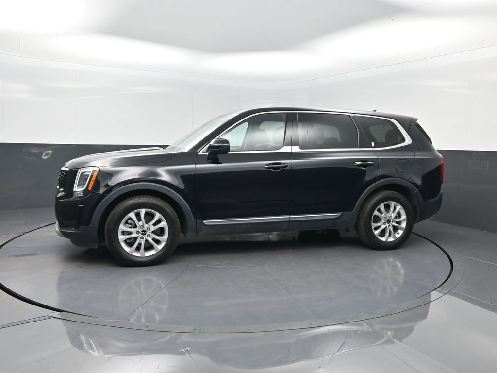 Used 2022 Kia Telluride LX image 2