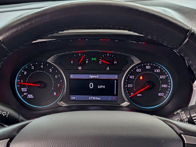 Used 2020 Chevrolet Traverse LT FWD image 34
