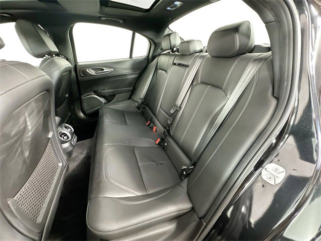 Used 2022 Alfa Romeo Giulia Ti image 27