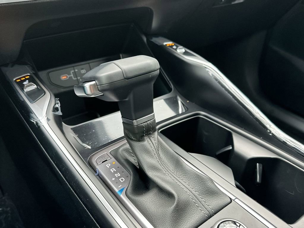 Used 2025 Kia Sorento S w/ Panoramic Sunroof Package image 39