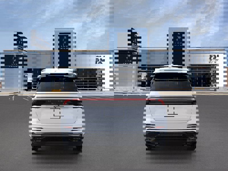 New 2025 Lincoln Nautilus Premier w/ Jet Appearance Package image 5