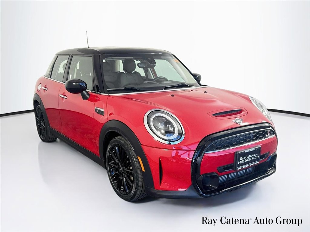 Used 2024 MINI Cooper S FWD image 1