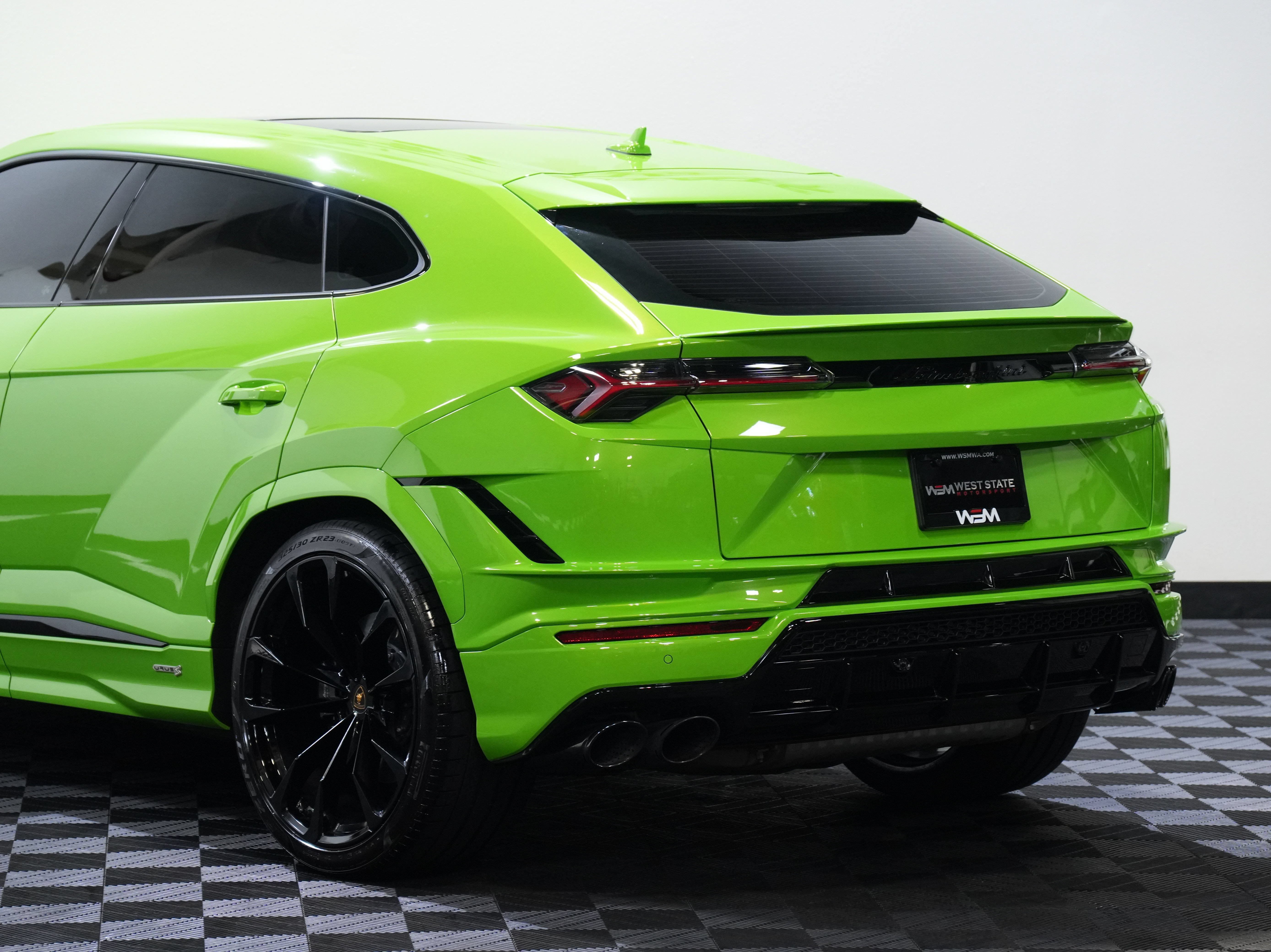 Used 2024 Lamborghini Urus S AWD/4WD image 17
