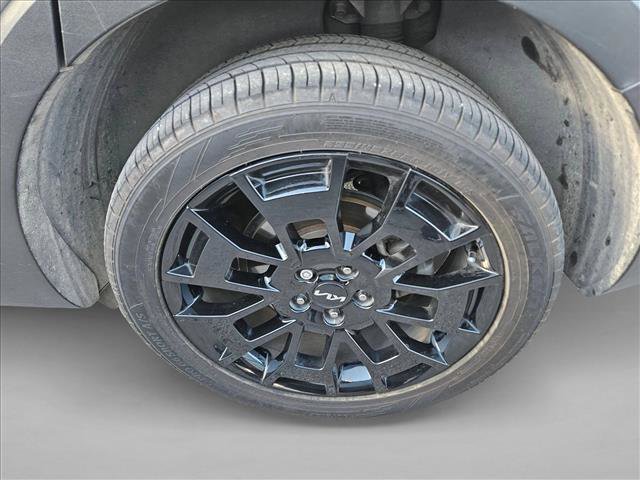 Used 2022 Kia Telluride SX w/ Nightfall Edition Package image 7