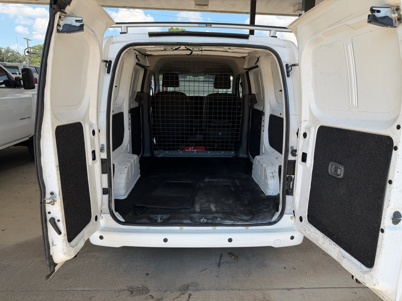 Used 2021 Nissan NV200 SV image 9