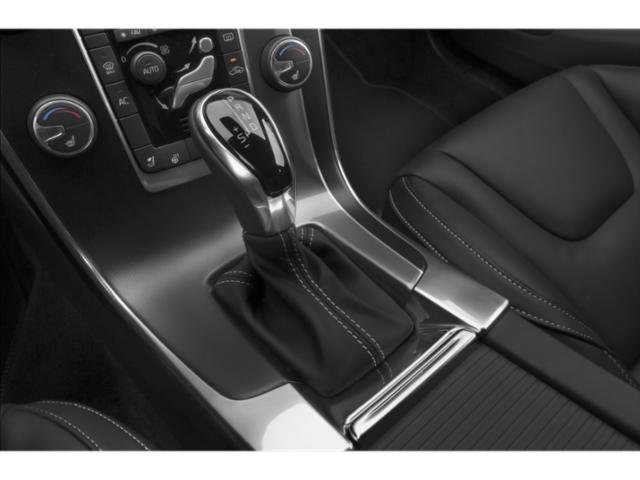 Used 2015 Volvo S60 T6 R-Design image 11