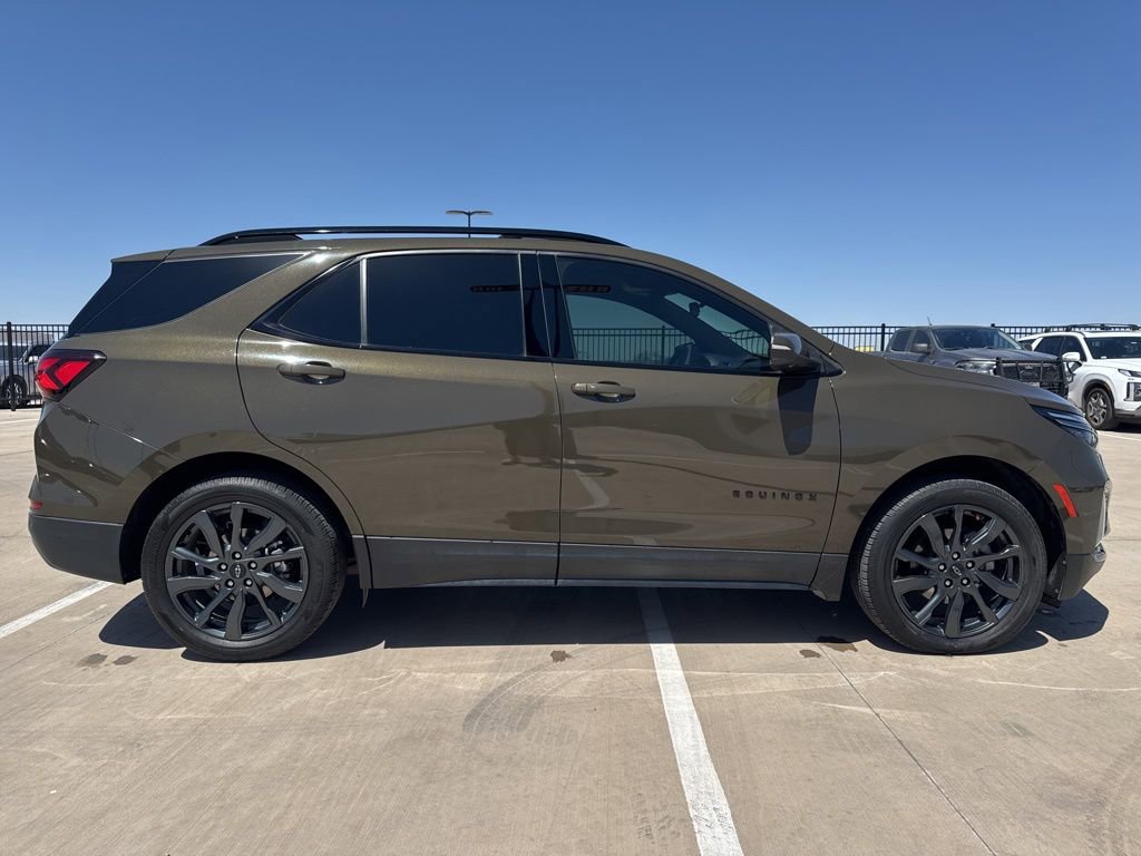 Used 2023 Chevrolet Equinox RS FWD image 6