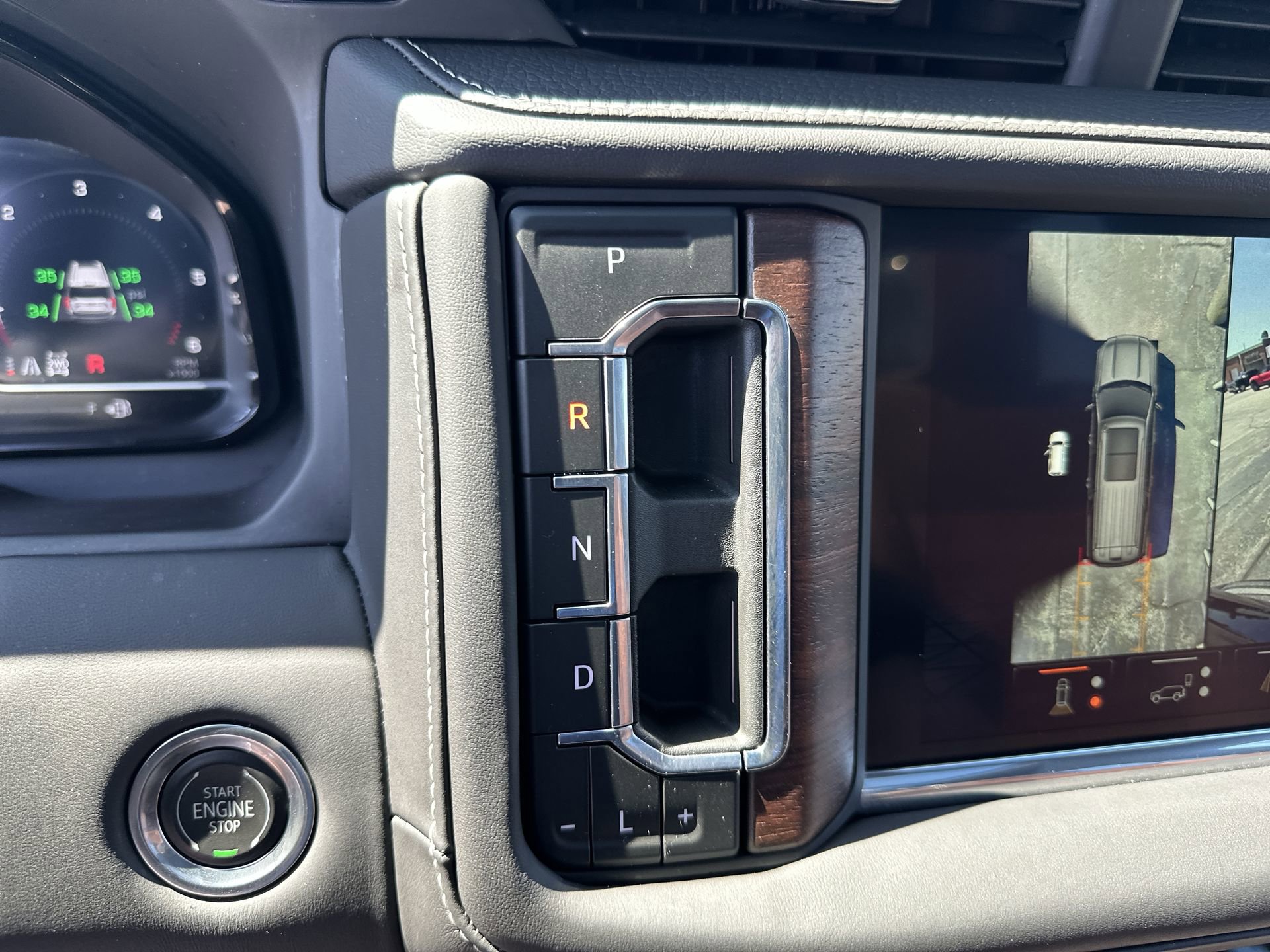 Certified 2023 GMC Yukon Denali Ultimate AWD/4WD image 19