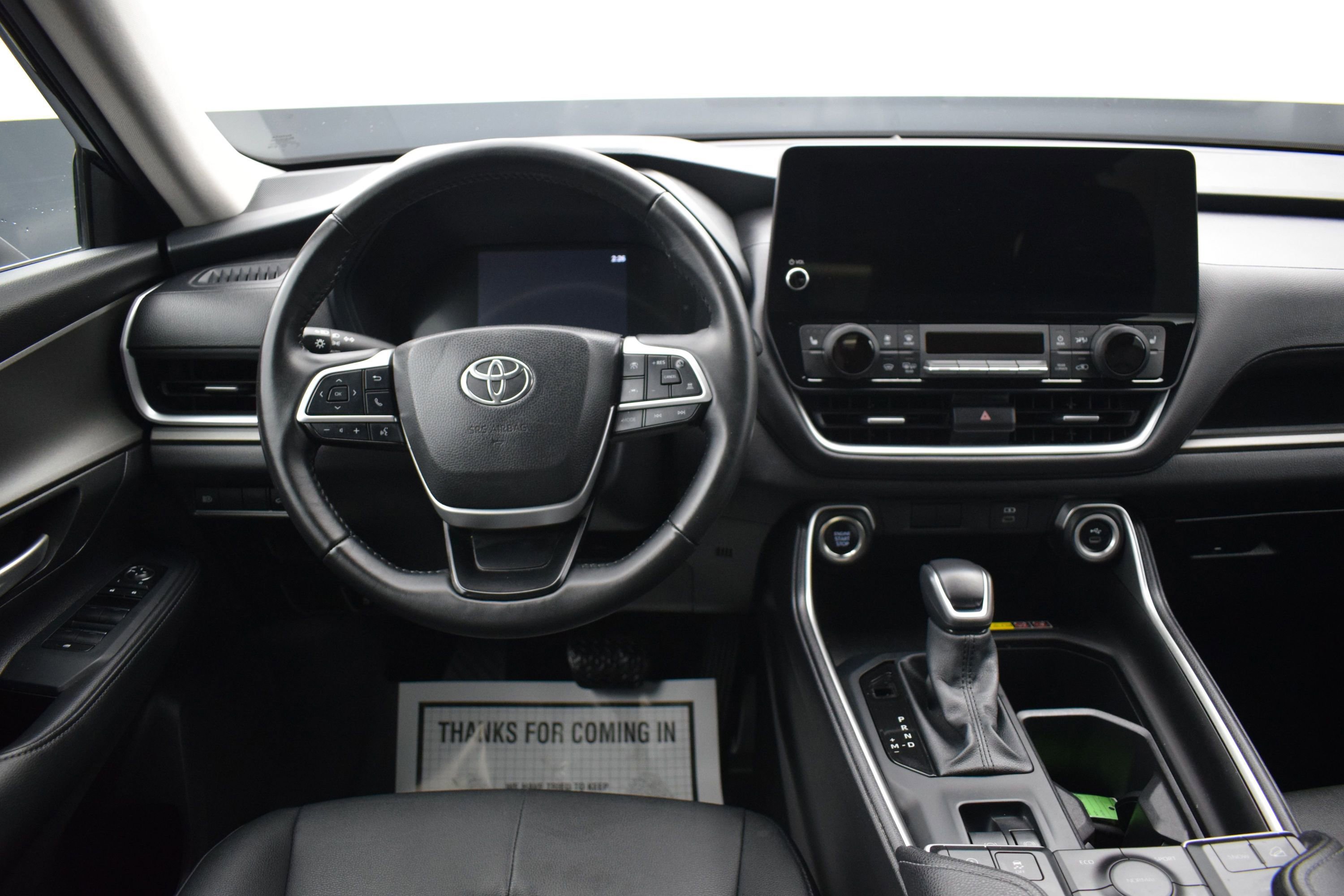 Used 2025 Toyota Grand Highlander AWD image 17