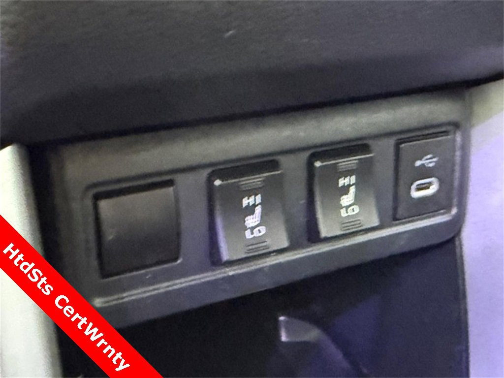 Used 2024 Toyota Corolla Cross XLE image 30