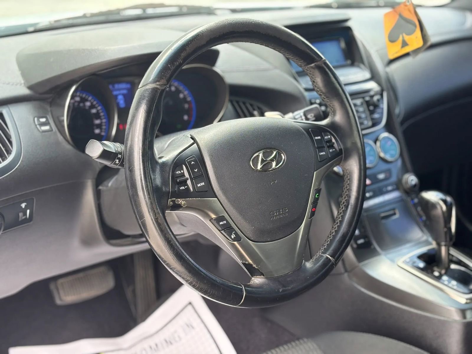 Used 2015 Hyundai Genesis 3.8 RWD image 16