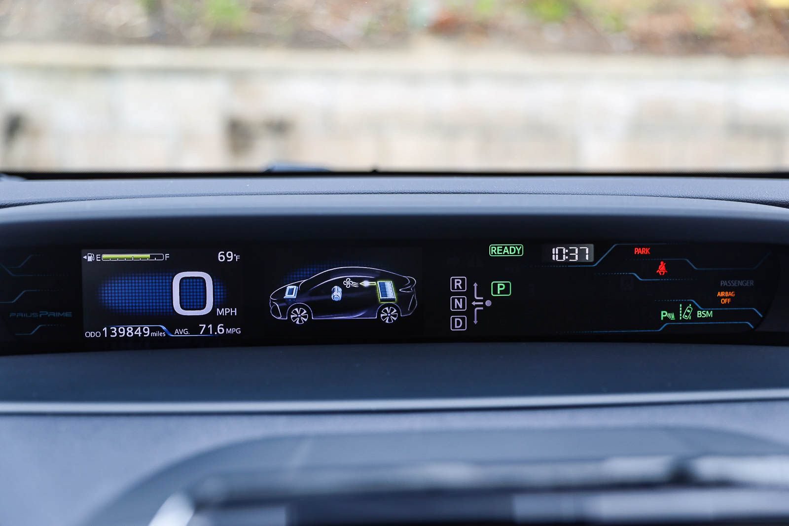 Used 2017 Toyota Prius Prime Advanced w/ Preferred Accessory Package FWD image 22