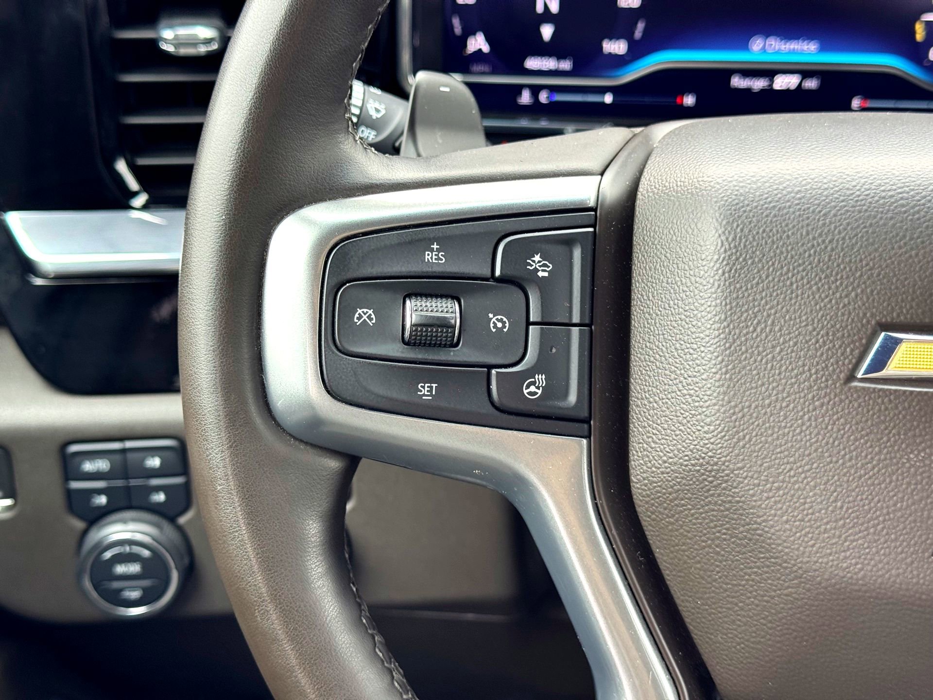 Used 2024 Chevrolet Silverado 1500 LTZ w/ Z71 Off-Road Package image 26