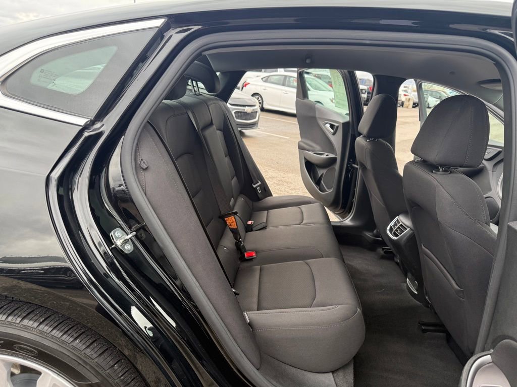 Used 2023 Chevrolet Malibu LT image 19