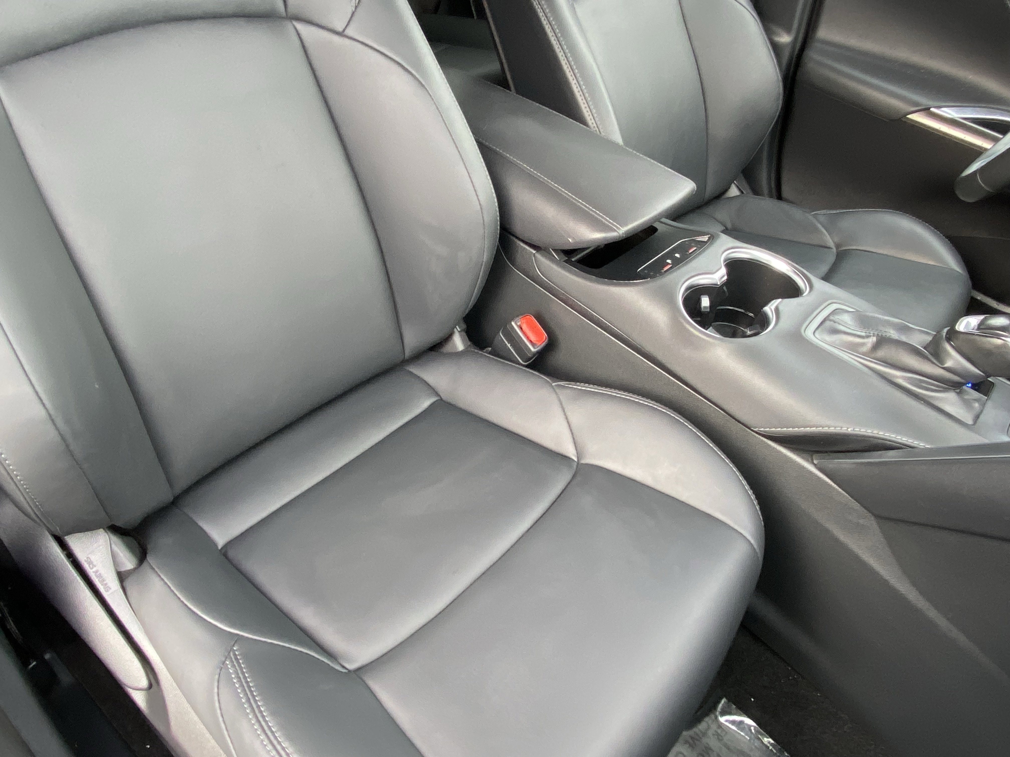 Certified 2024 Toyota Venza Nightshade image 11