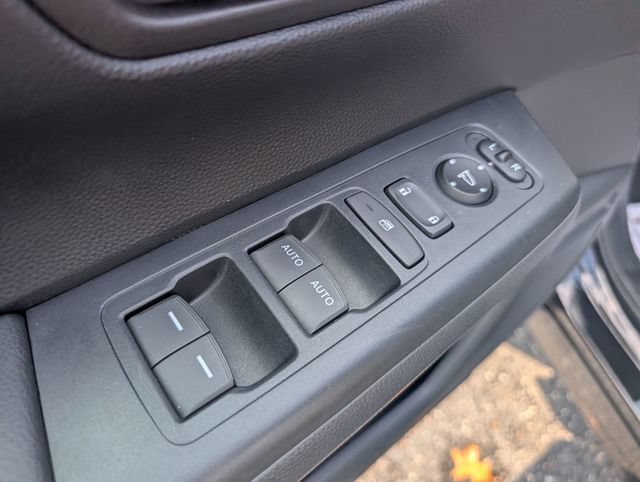 Used 2024 Honda CR-V Sport image 12