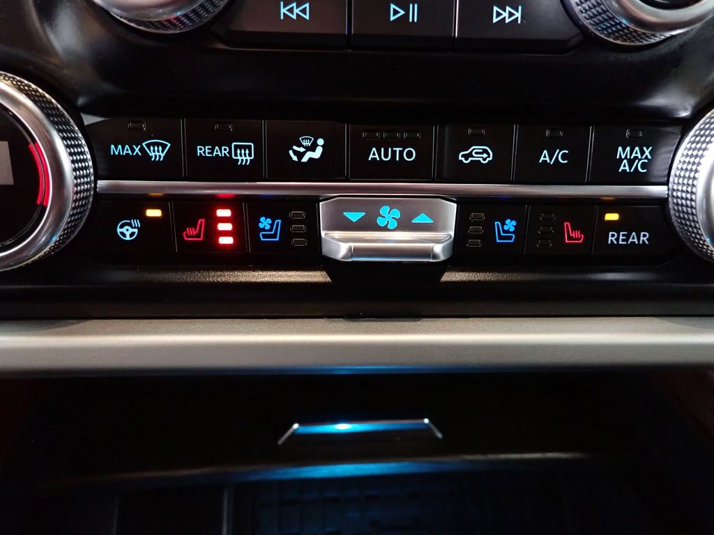 Used 2024 Ford Expedition Max Limited image 4