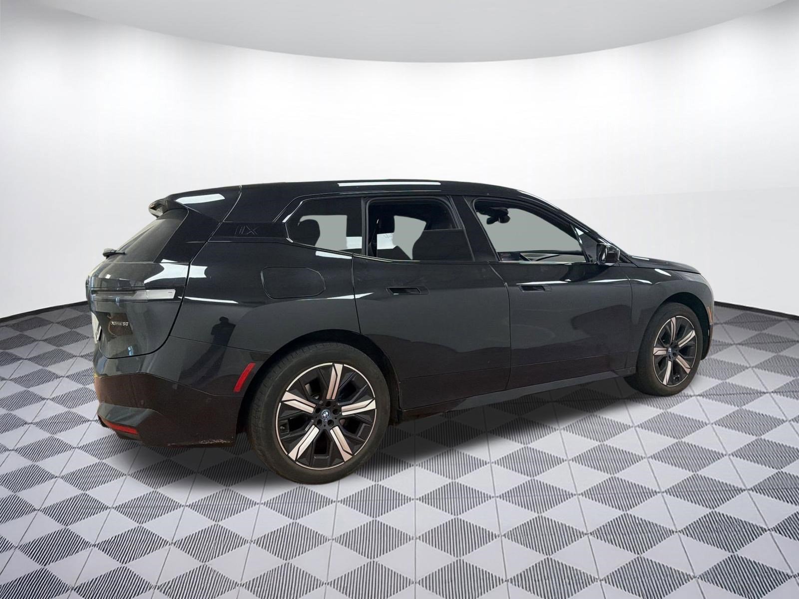 Certified 2023 BMW iX xDrive50 w/ Sport Package image 7